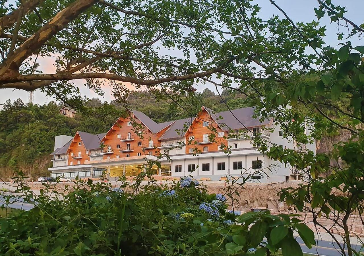 Sky Palace Hotel Gramado Extérieur photo